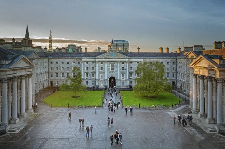 Trinity College Dublin: Pusat Pendidikan dan Riset Terkemuka di Irlandia